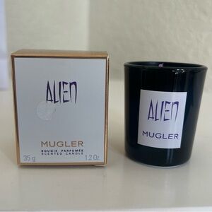 Alien Mugler Phenomenal Scent Lovers Faviryte Alien Candle in Black and Gold